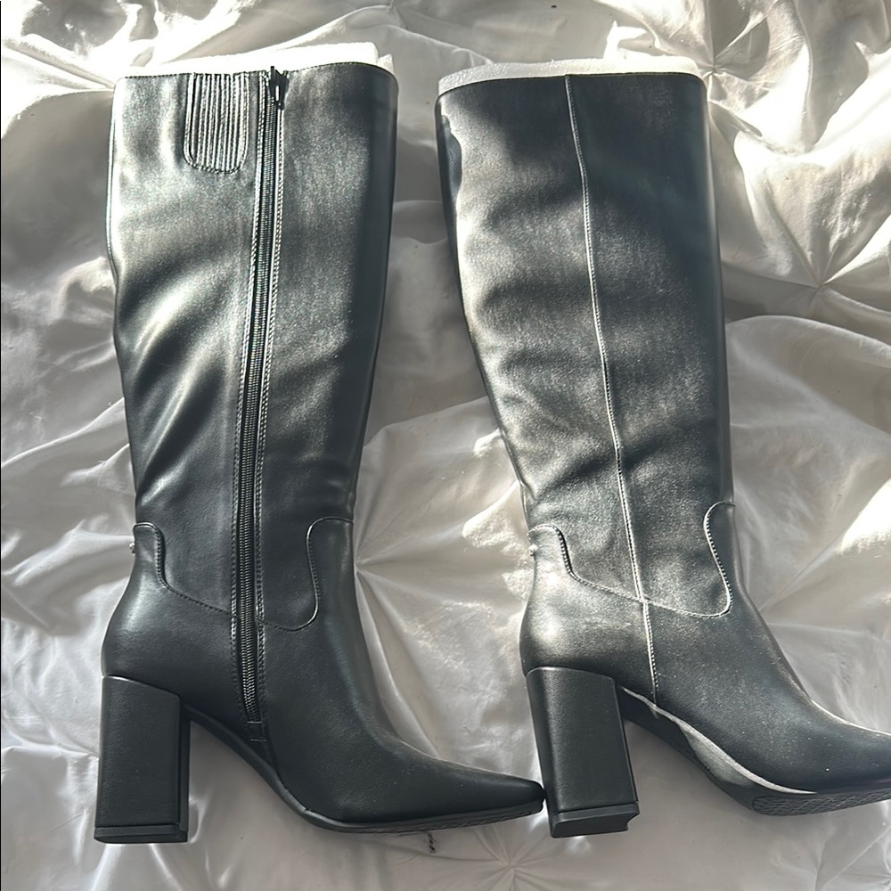 Never worn! Kelly & Katie black boots - size 9 1/2 M